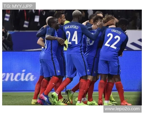 意大利与法国友谊赛精彩对决球迷期待激情碰撞与战术较量