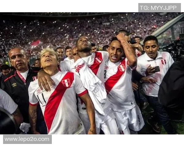 智利与哥斯达黎加足球对决精彩回顾与战术分析