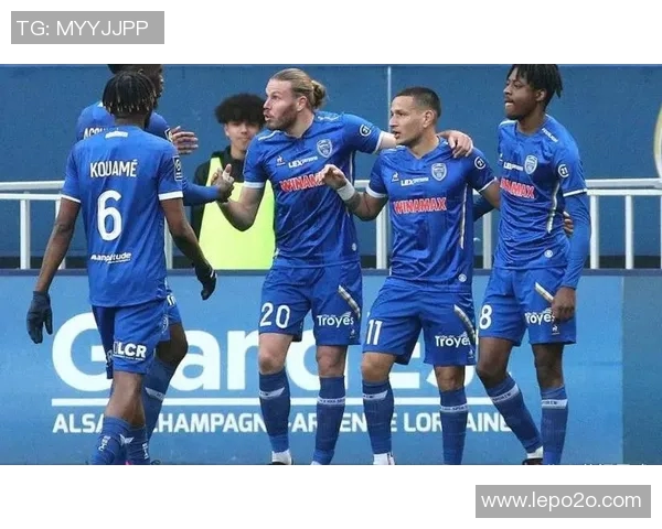 法乙梅斯主场迎战南希双方争夺关键积分激战在即