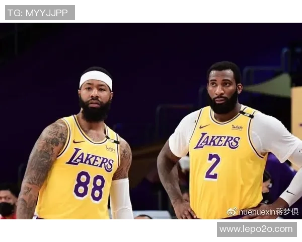 湖人队与热火队实力全面对比分析谁能在赛季中占据优势