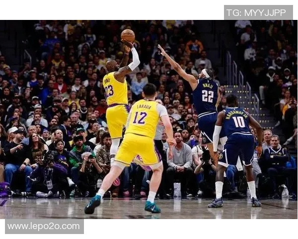 湖人客场挑战掘金主场全力争胜精彩对决即将上演