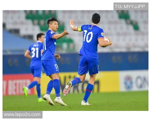 申花与重庆激战正酣精彩视频直播全程回顾与分析