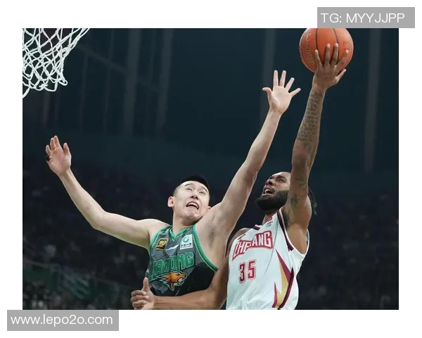 2013至2014赛季CBA辽宁队与福建队精彩对决回顾与分析