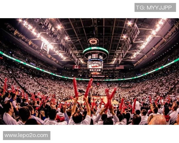 2019年NBA季后赛雷霆与爵士激战回顾与精彩瞬间分析